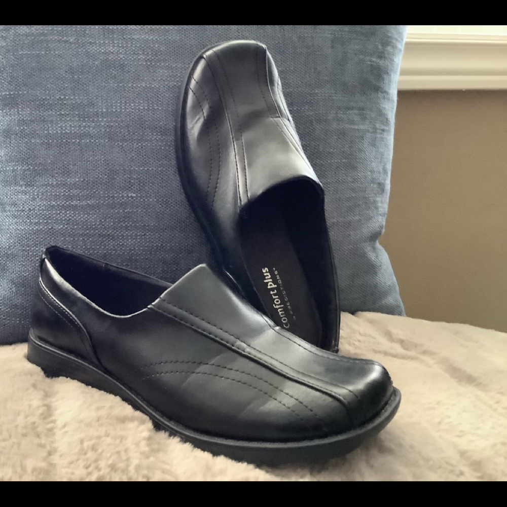 Women’s shoes